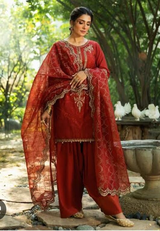 3 piece suit lawn