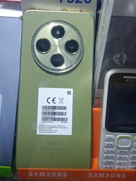 Smartphones Xiaomi et Samsung