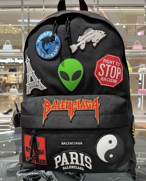 Sac à dos Balenciaga patché
