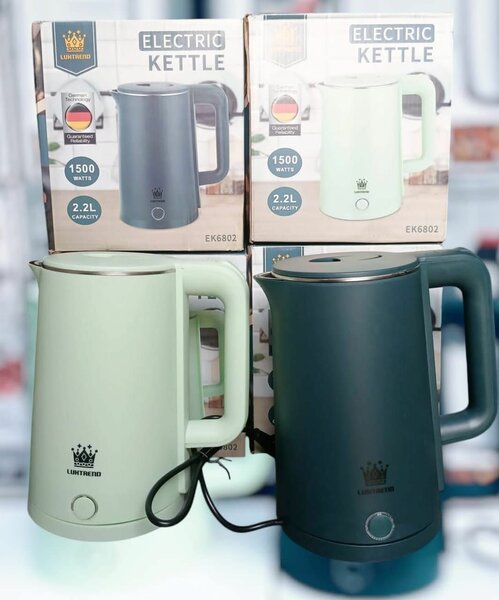 Bouilloire Électrique 2.2L 1500W