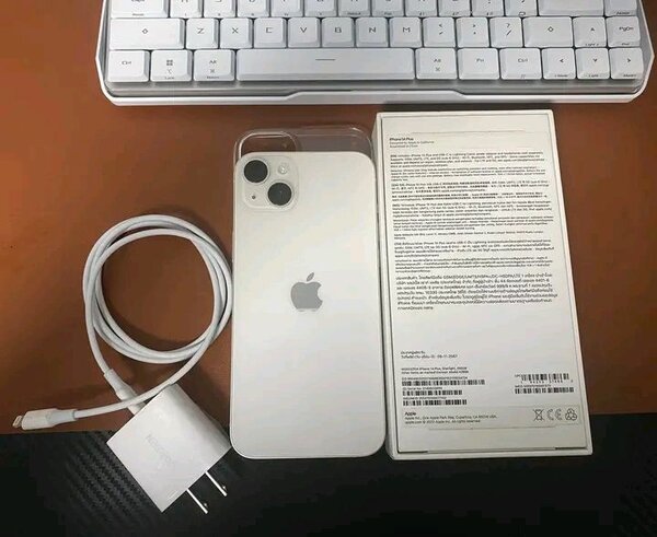 iPhone 13 Blanc 128Go
