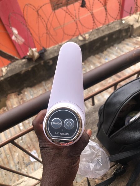 Automatic water dispenser