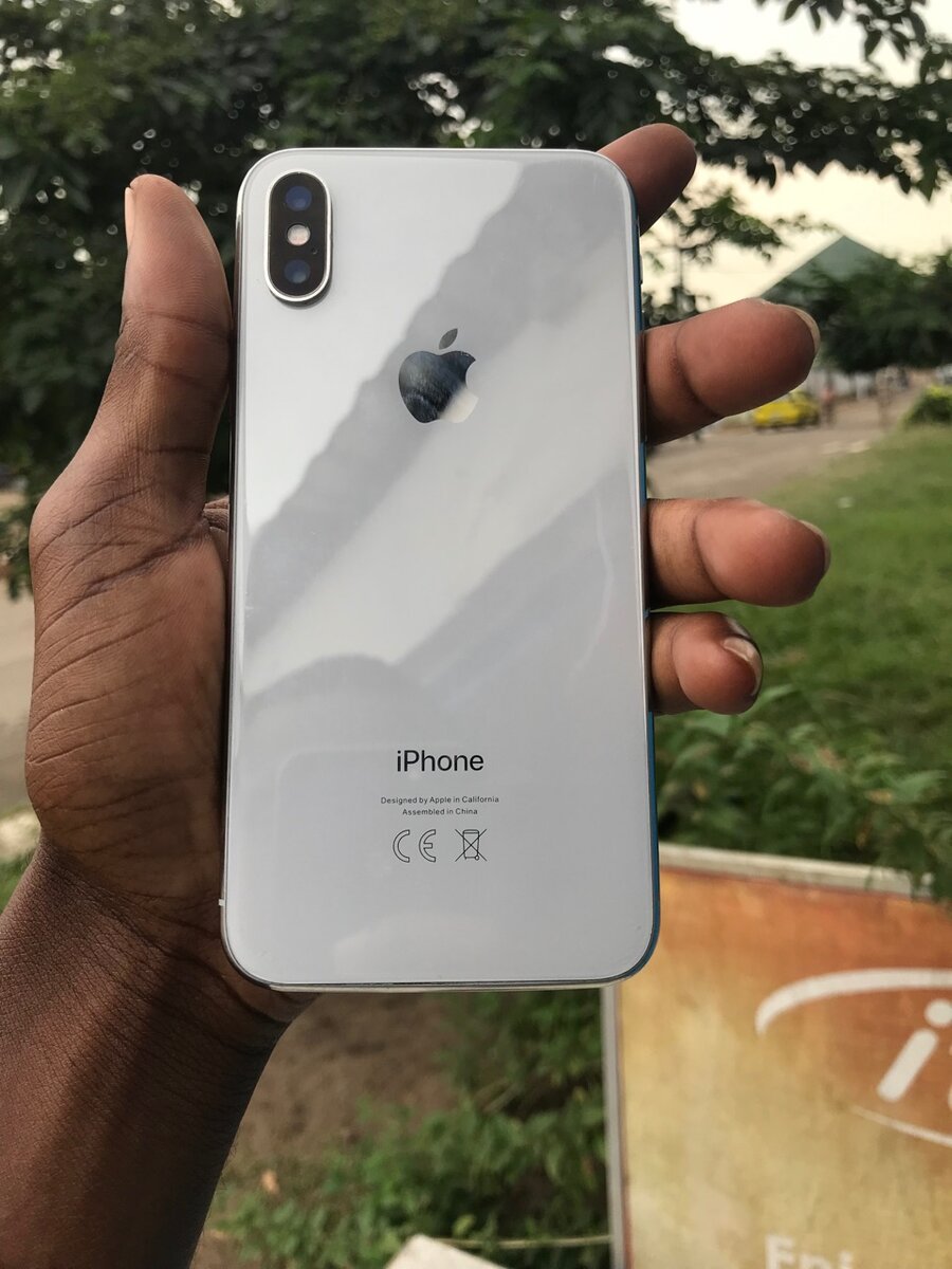 iPhone X simple avec id