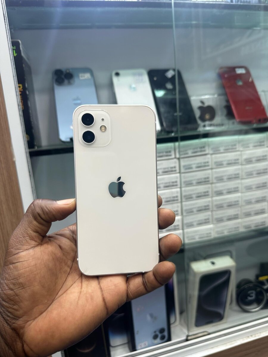 iPhone 12 simple 64gb