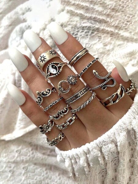 Lot 16 bagues glamour argent