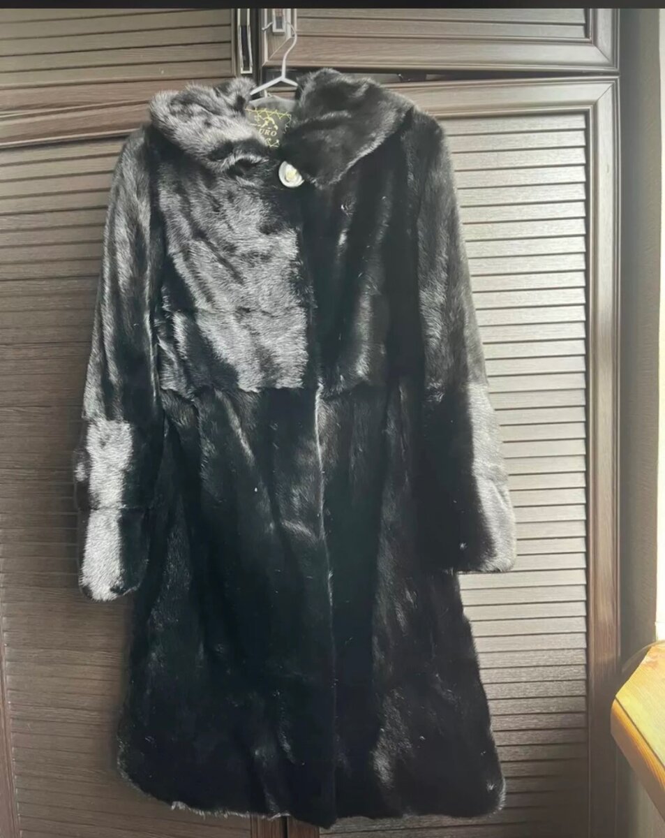 Норковая шуба. 44 р