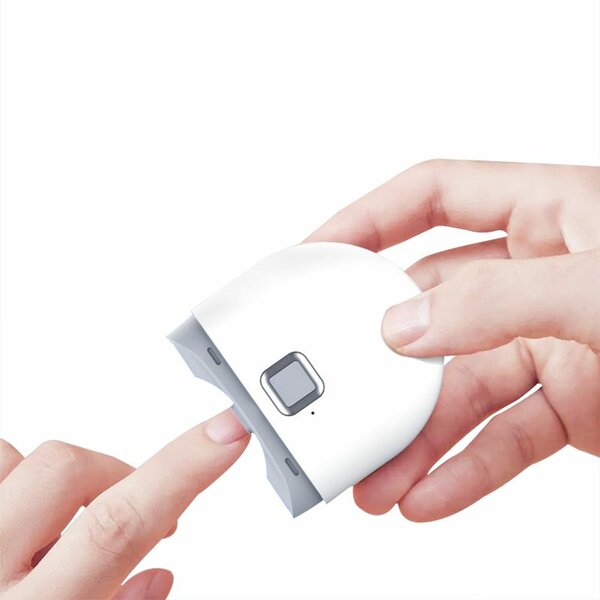COUPE-ONGLES ÉLECTRIQUE