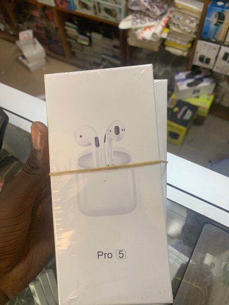 AirPods