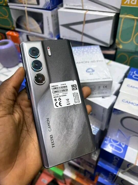 Smartphone Tecno Camon 40 Pro
