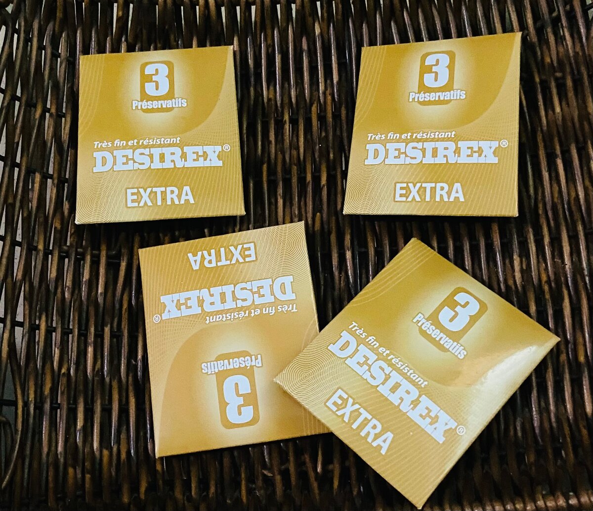 12 préservatifs (4 paquets)
