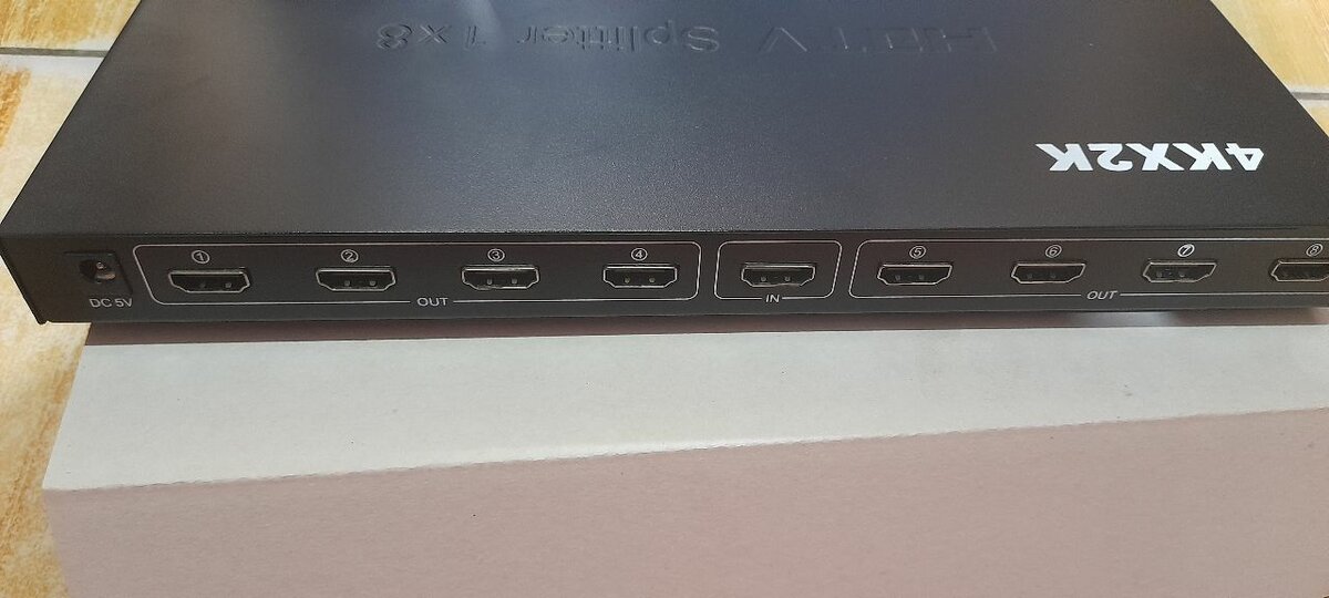 4K HDMI Splitter 8-Port
