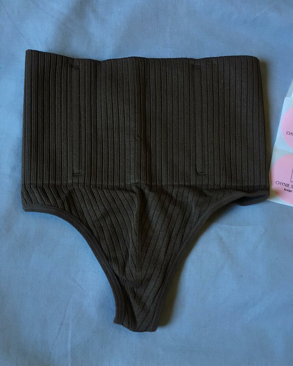 HIGHWAIST BONED THONG brown