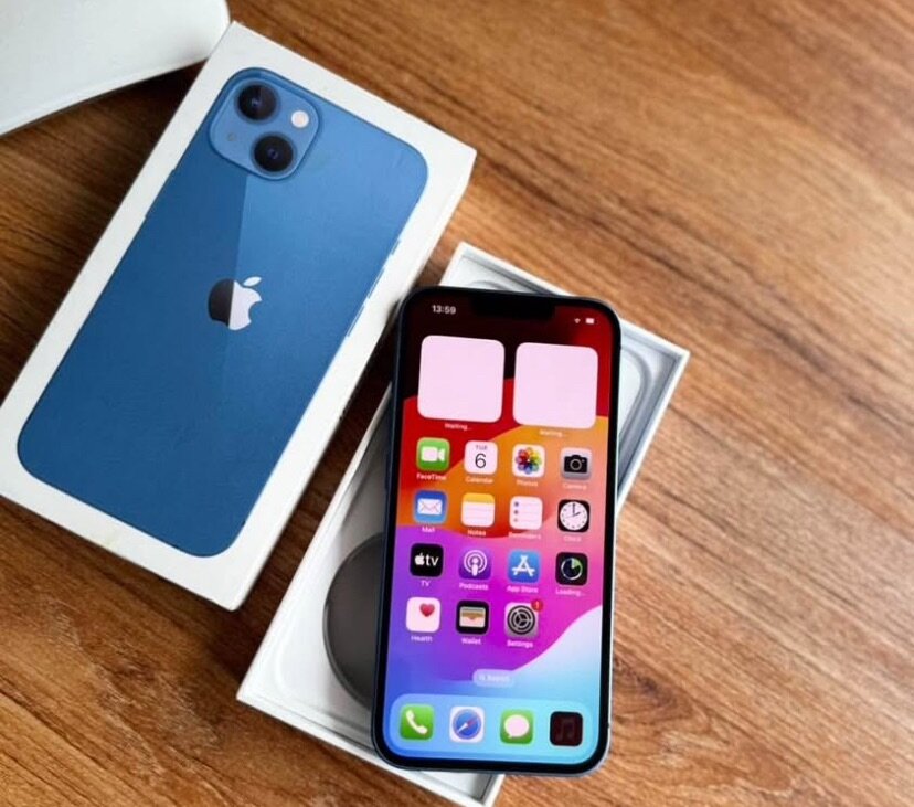 iPhone 13 Bleu - Neuf