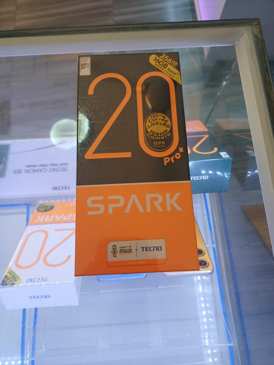 TECNO SPARK 20 PRO+