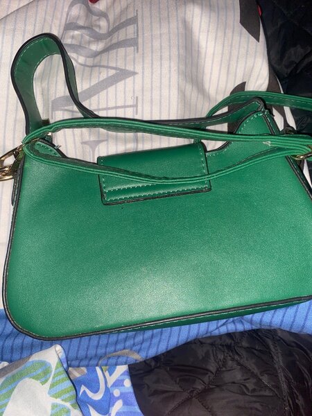 Sac à main vert élégant