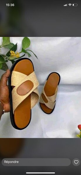 Sandales croisées élégantes