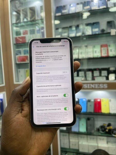 iPhone 11 simple