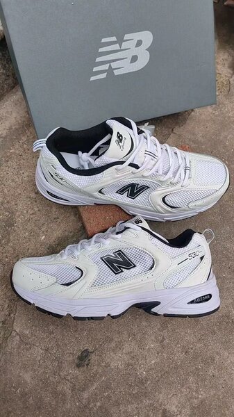NEW BALANCE 530