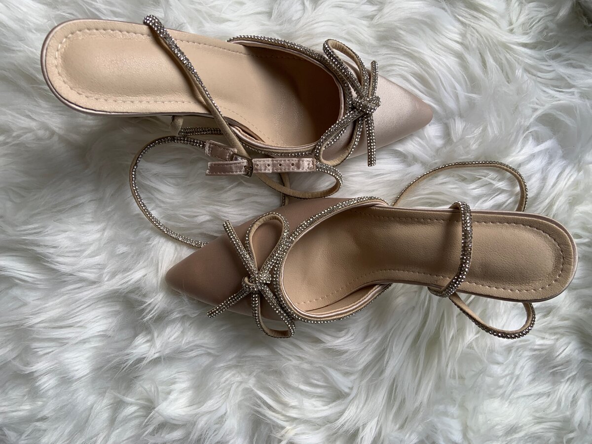 Escarpins élégants à strass