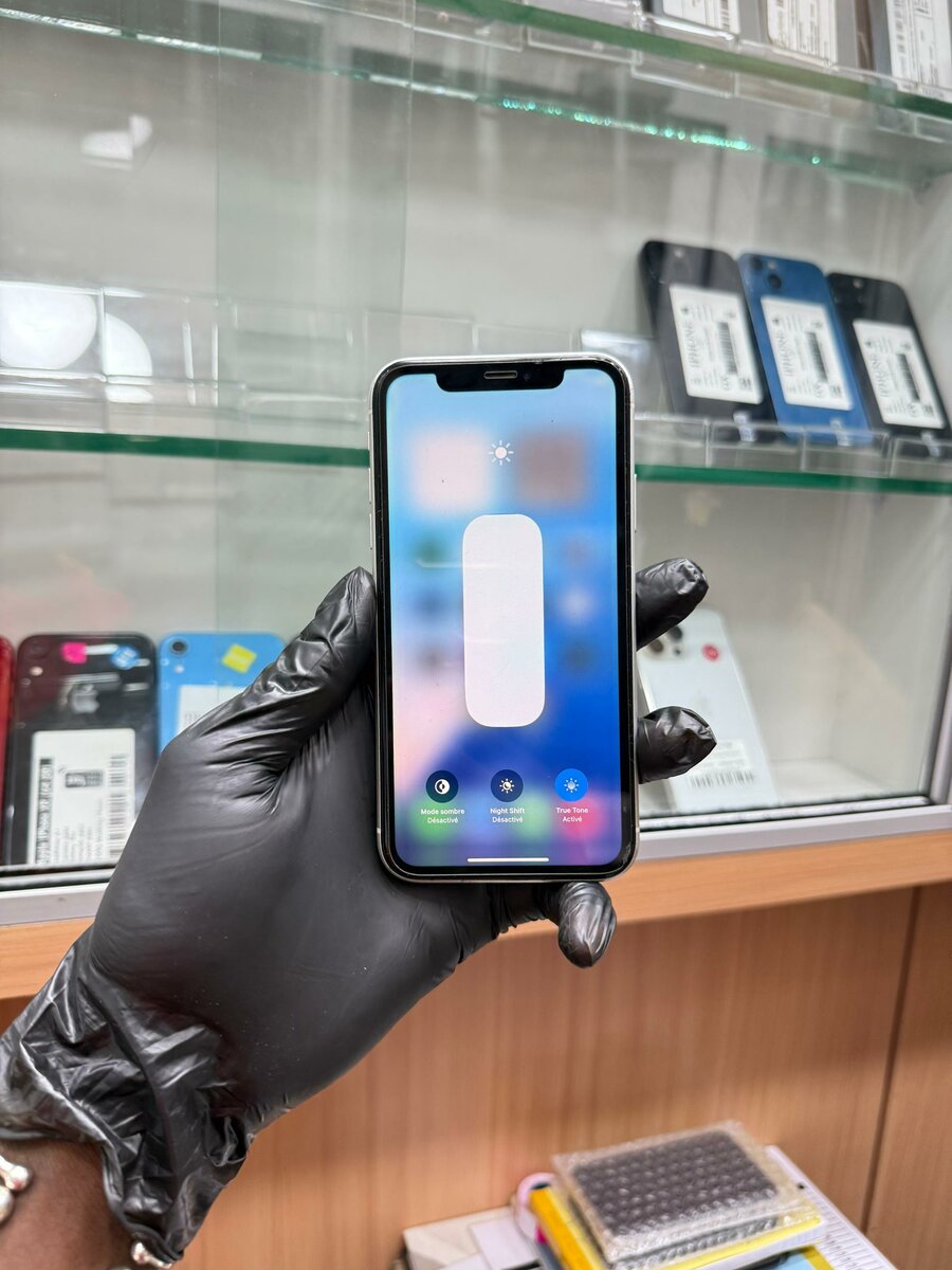 iPhone XR 128Go tout passe