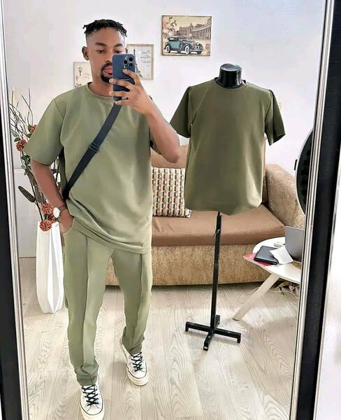 Ensemble homme T-shirt et Pantalon