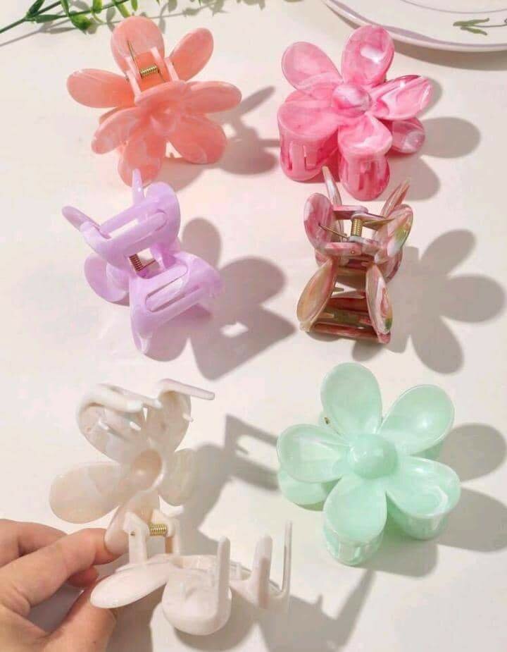 Pinces à fleurs pour cheveux