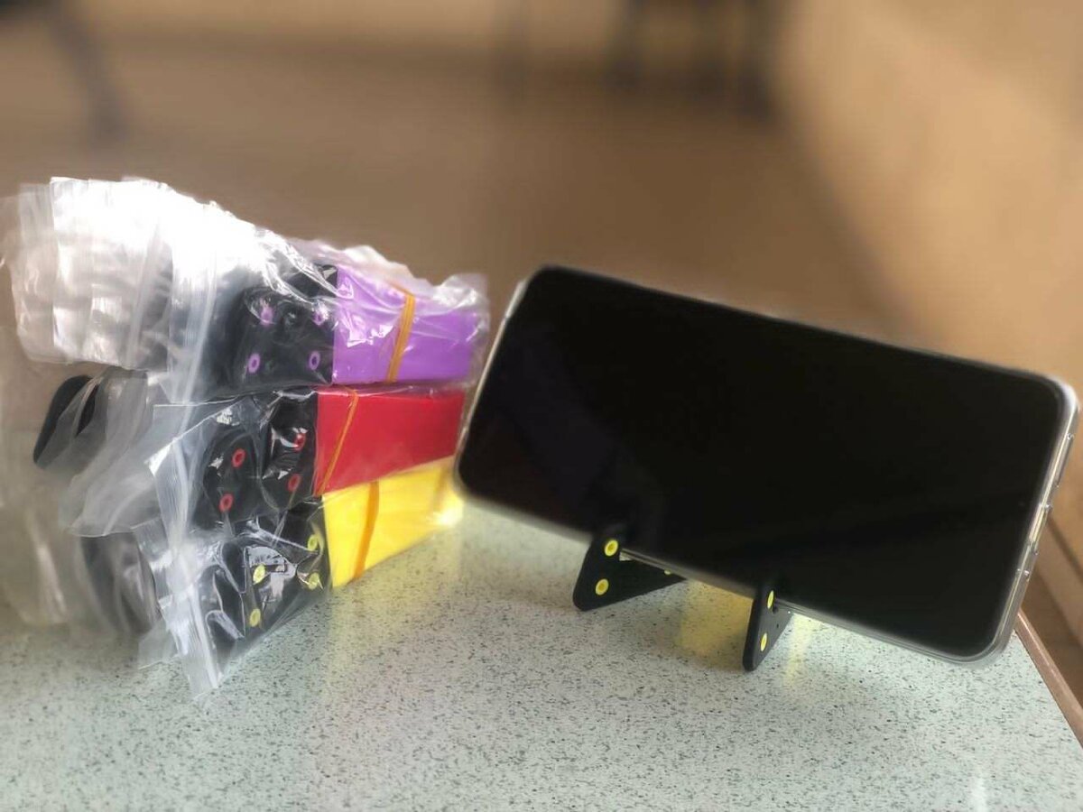 Support téléphone ajustable