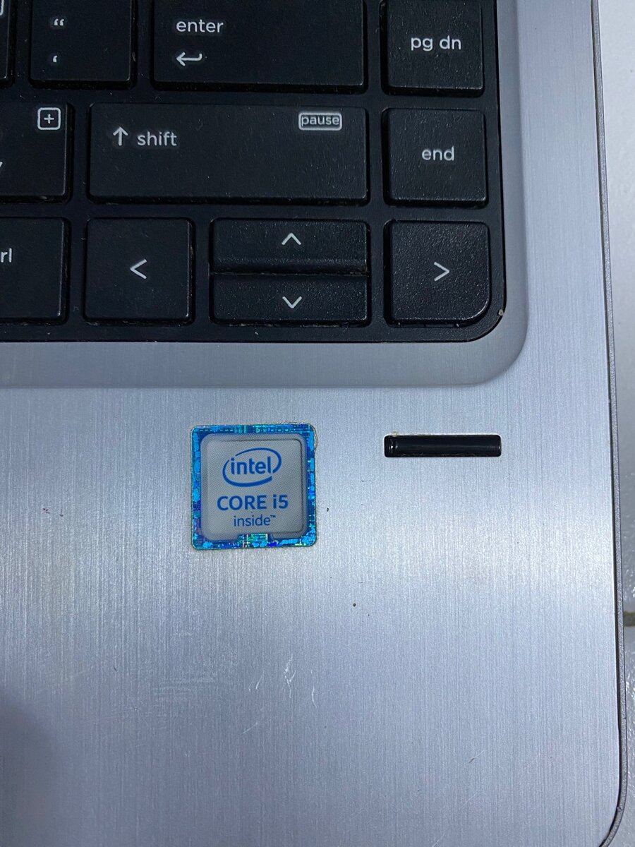 HP CORE I5 6 em GÉNÉRATION EN 14 POUCE