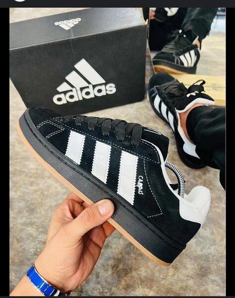 Adidas campus