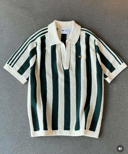 Polo rayé en tricot décontracté