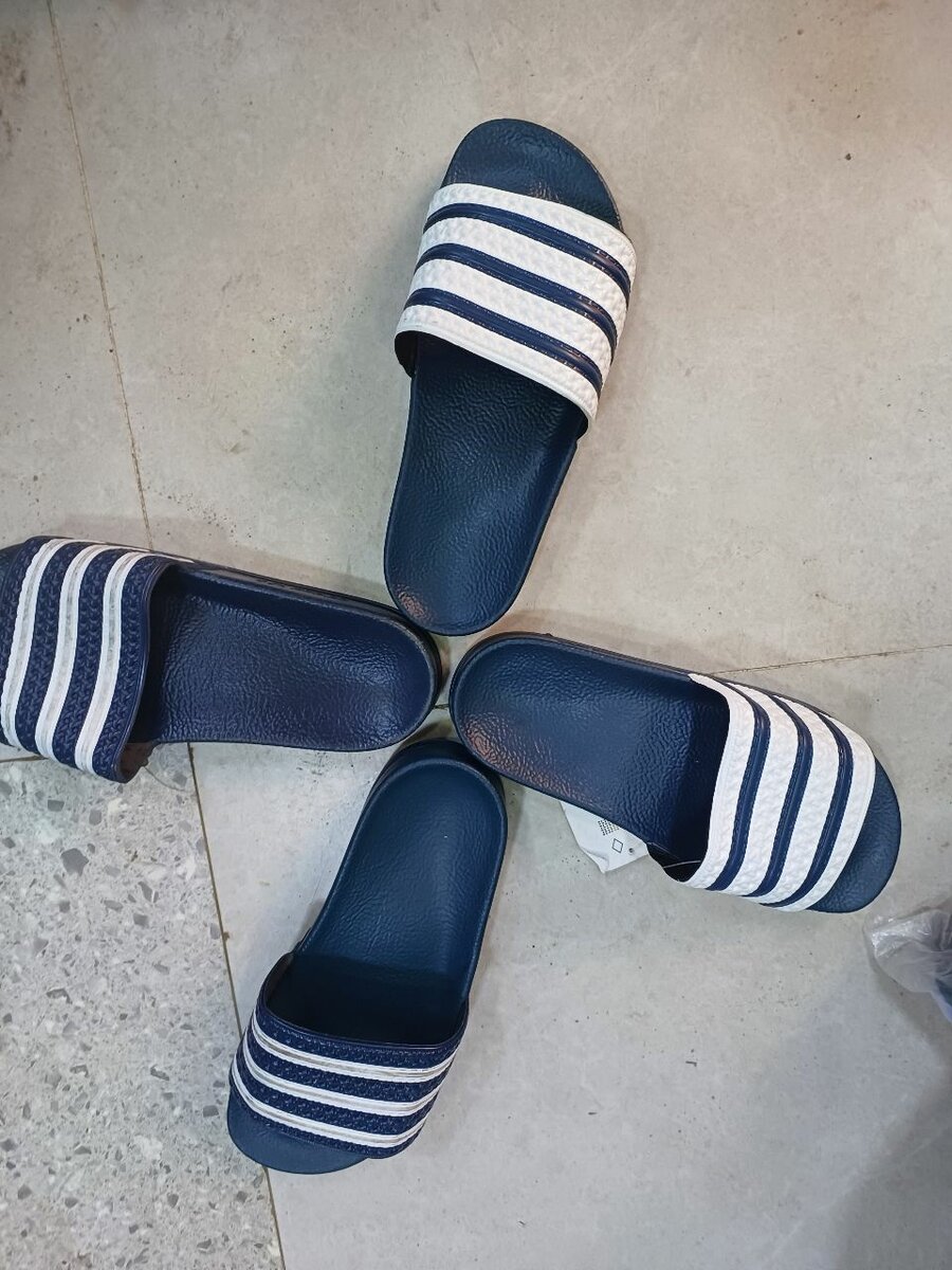 Tongs de style décontracté