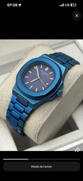 Montre bracelet en acier élégante