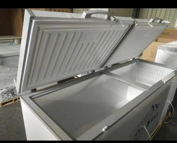 Chest freezer double door