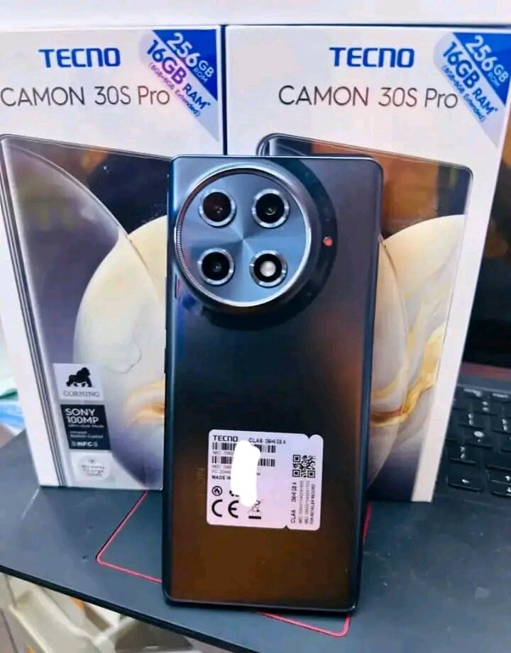 Camon 30S Pro 5G 256GB 16GB