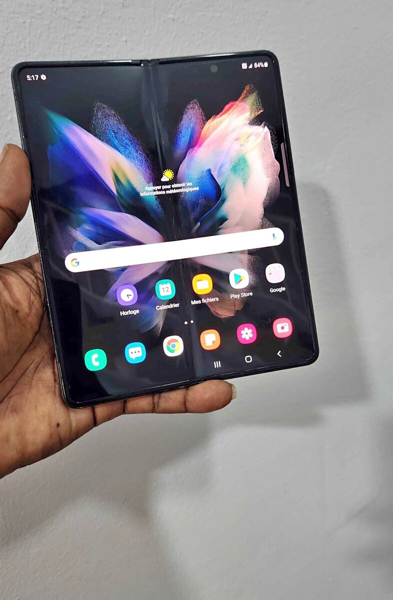 Samsung Galaxy Z Fold Smartphone pliable