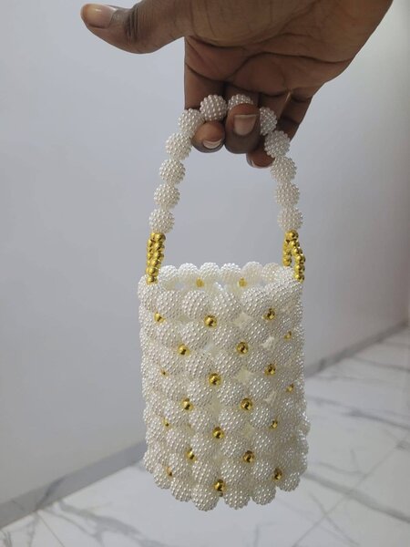 Sac à main en perles élégant
