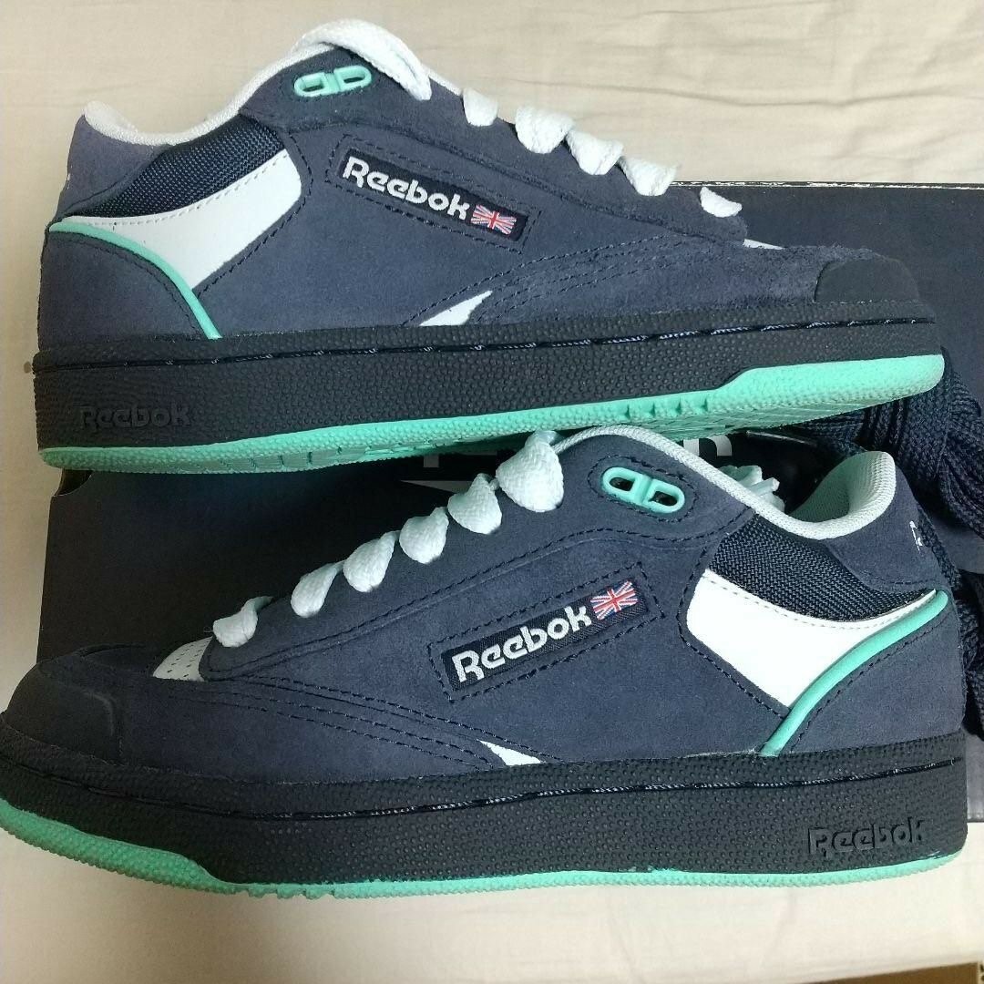 REEBOK CLASSIC