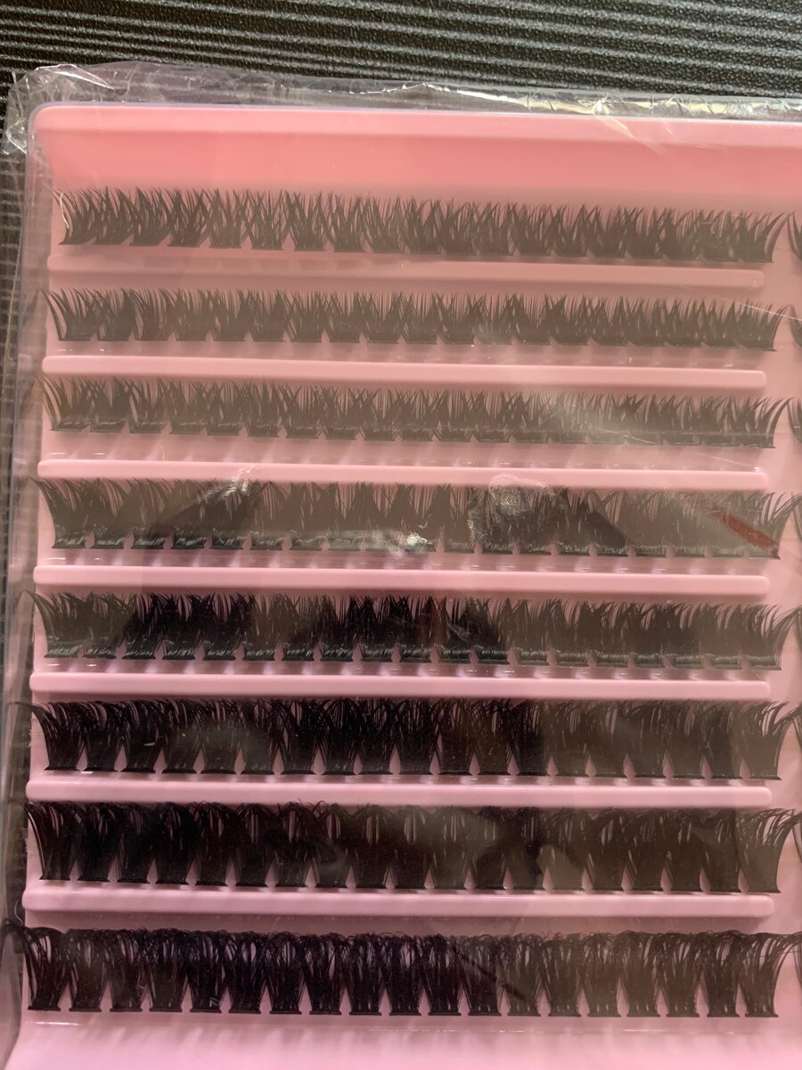 Extensions de cils en bande