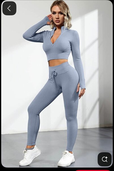 Ensemble de sport femme