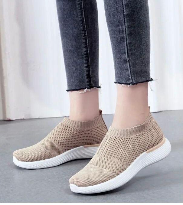 LADIES CLASSIC FOOTWEAR