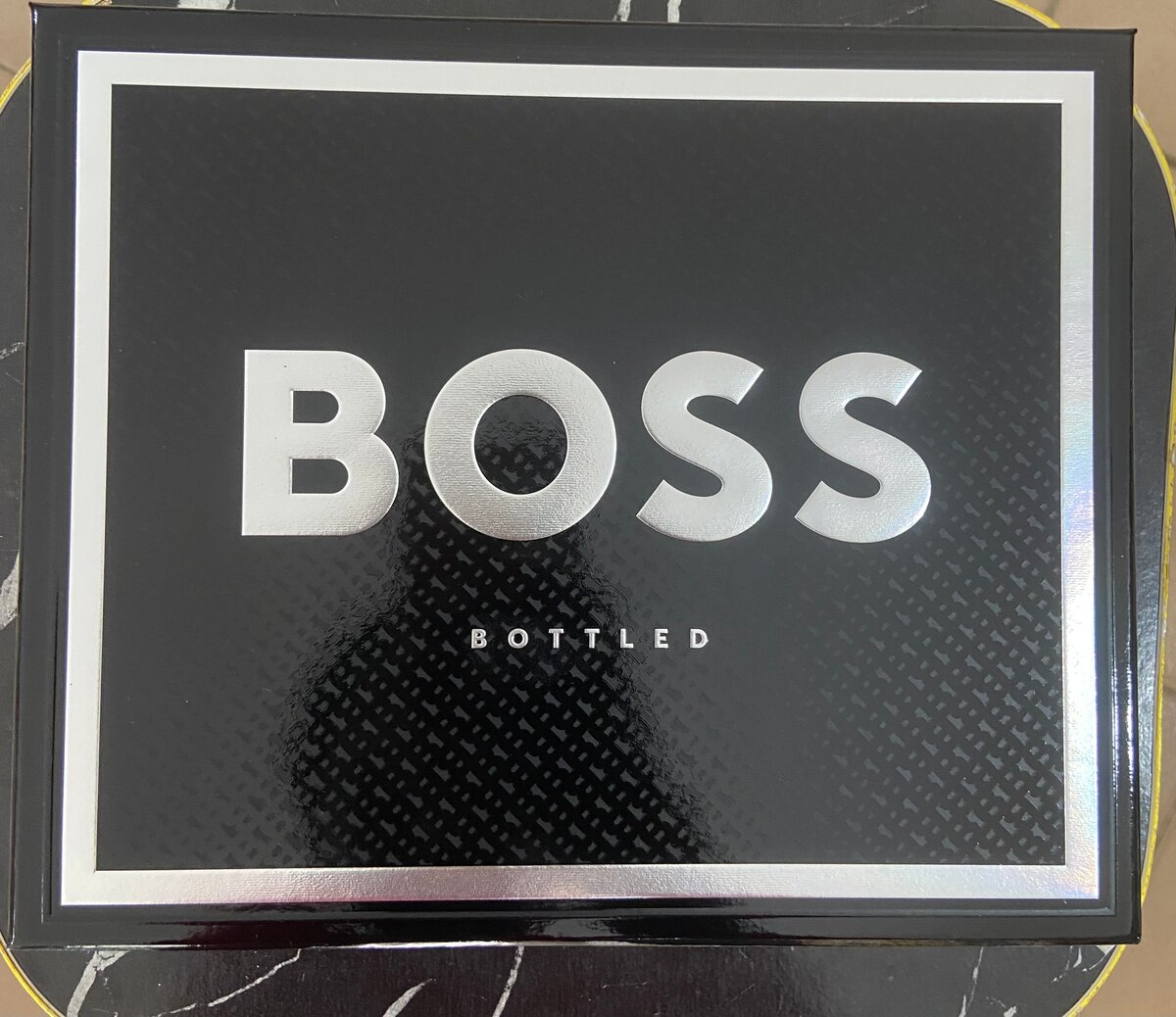 Parfum BOSS édition PARIS