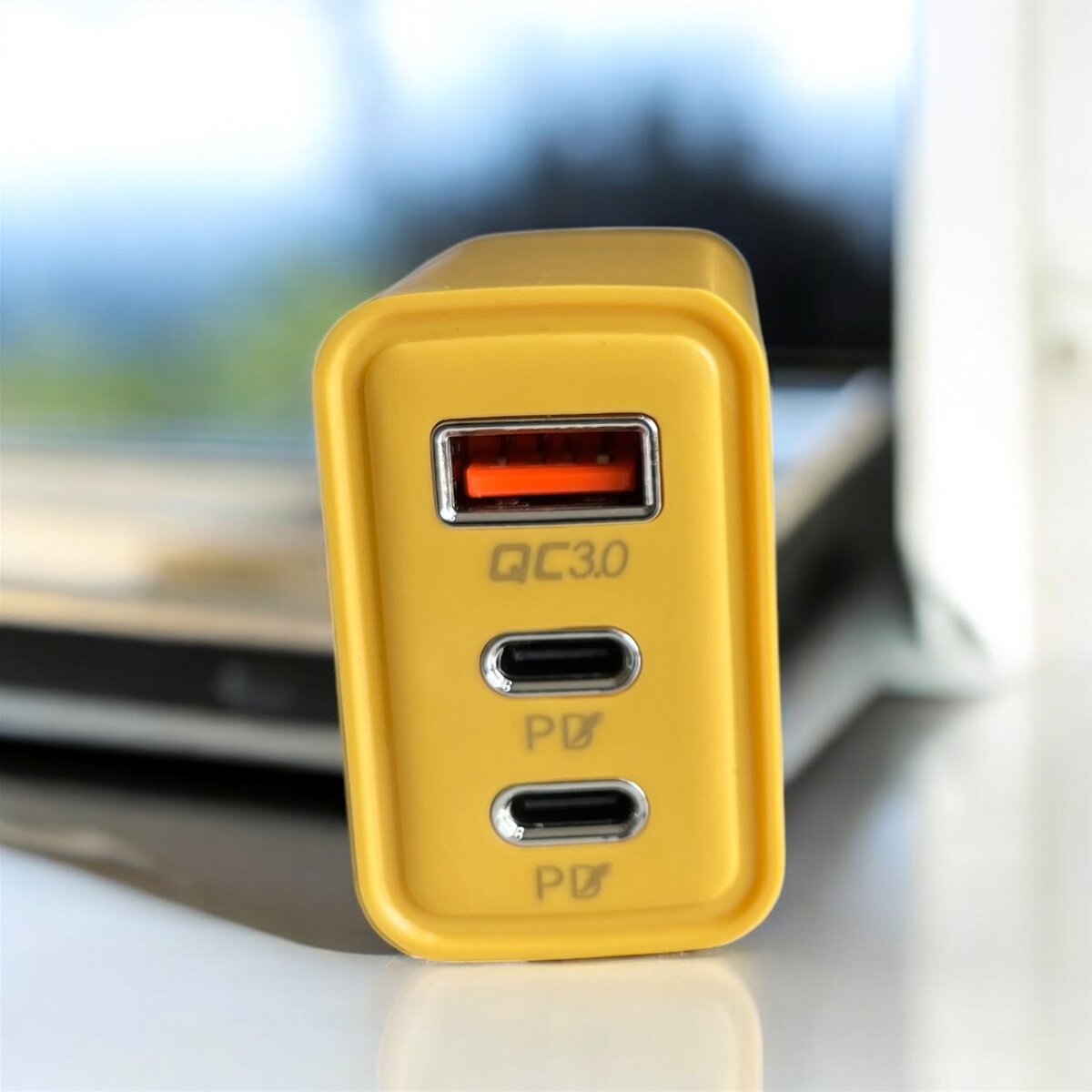 Chargeur Rapide 40W - 3 Ports