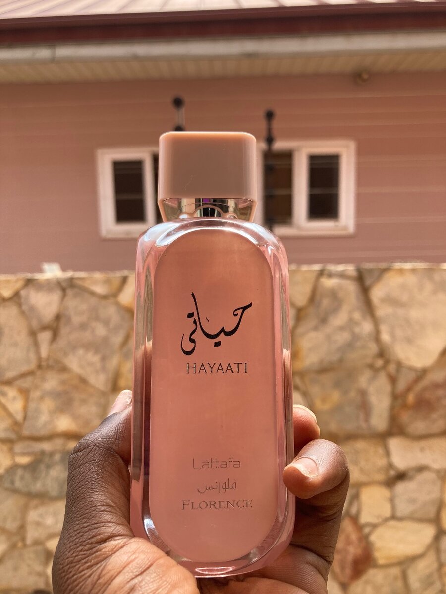 Hayaati Florence by lattafa