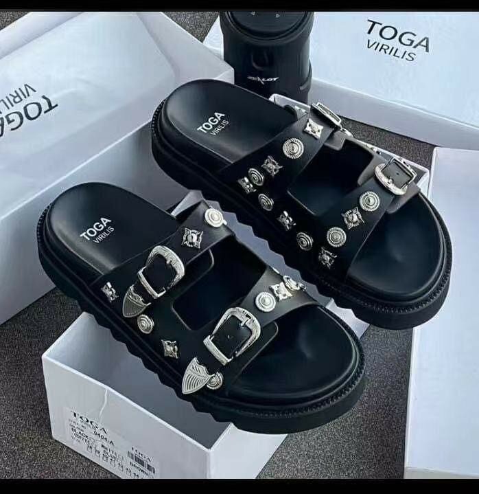 Sandales noires Toga Virilis
