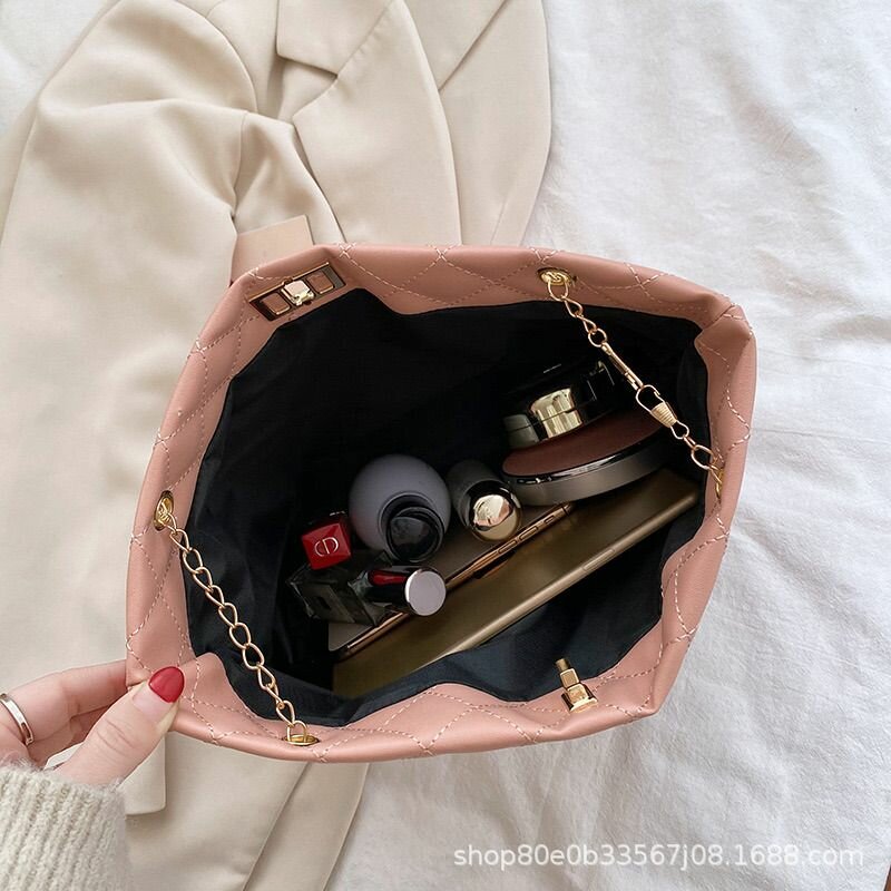 Simple Ladies' Handbag
