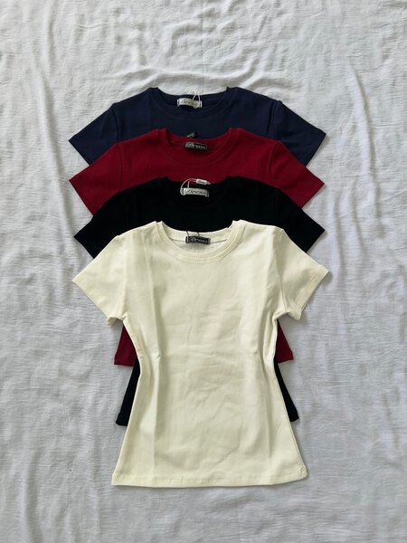 skims футболка с отличном качестве