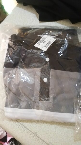 Chemise noire élégante