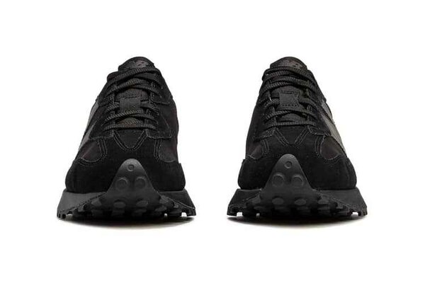 Chaussures de sport noires hommes