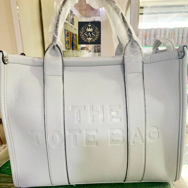 Tote bags