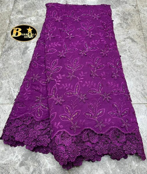 Dentelle florale élégante